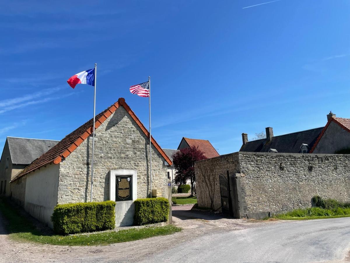 Gite Gold - La Ferme Delaunay Saint-Come-du-Mont Extérieur photo